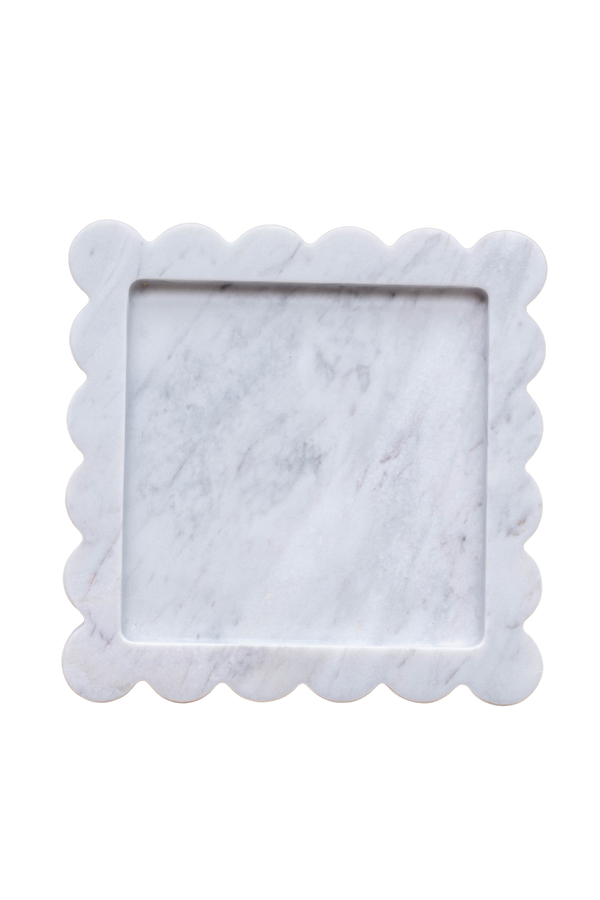 White Marble Scalloped Tray - Luxe B Pampas Grass  Canada , dried flowers and pampas grass Canadian Company. Bulk and wholesale dried flowers and pampas grass fluffy. Large White Pampas Grass Toronto
