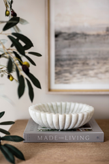 Marble Fluted Scalloped Bowls Large - Luxe B Pampas Grass  Canada , dried flowers and pampas grass Canadian Company. Bulk and wholesale dried flowers and pampas grass fluffy. Large White Pampas Grass Toronto